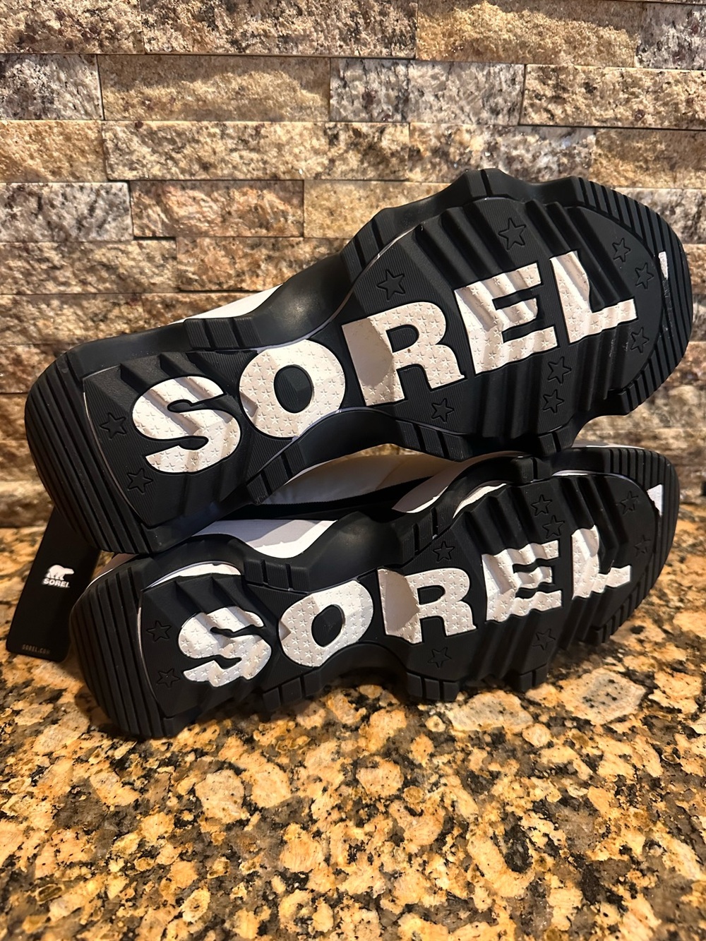 Sorel KINETIC™ Impact Women's Puffy Zip Waterproof Boot size 11 - Picture 7 of 8